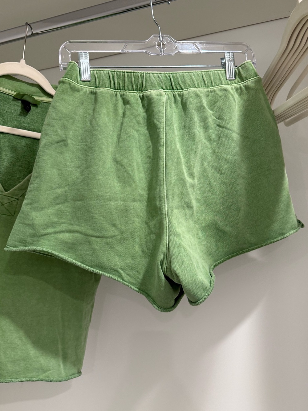 Green Set - Picture 6 of 7